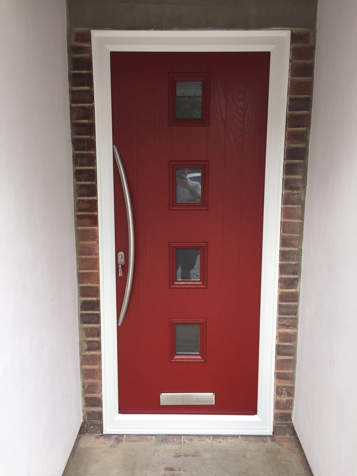 4 square modern red composite door with bow handle